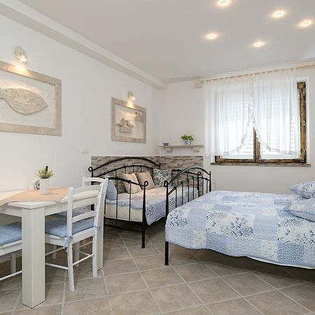Apartments Krvavica Kültér fotó