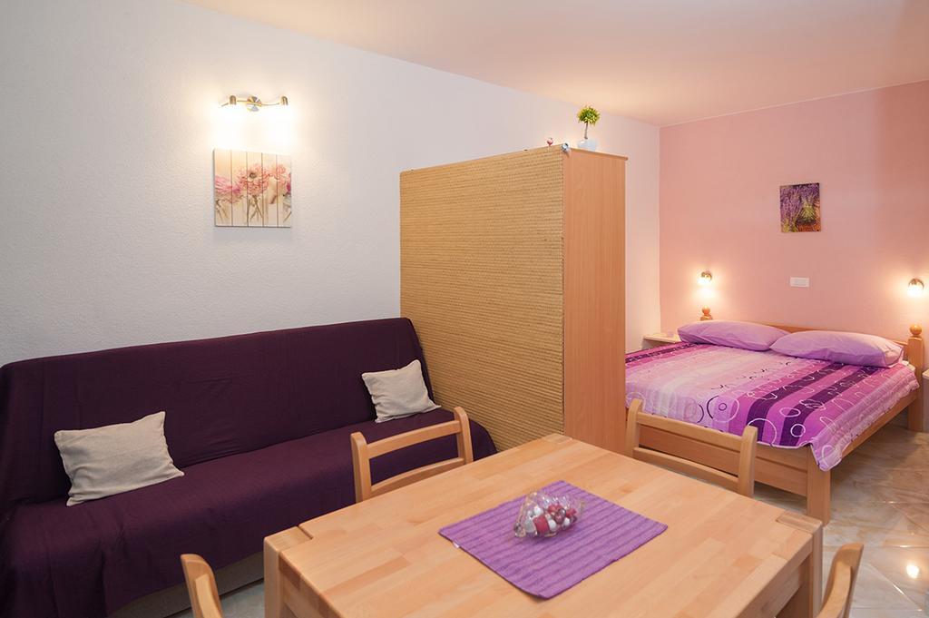 Apartments Krvavica Kültér fotó